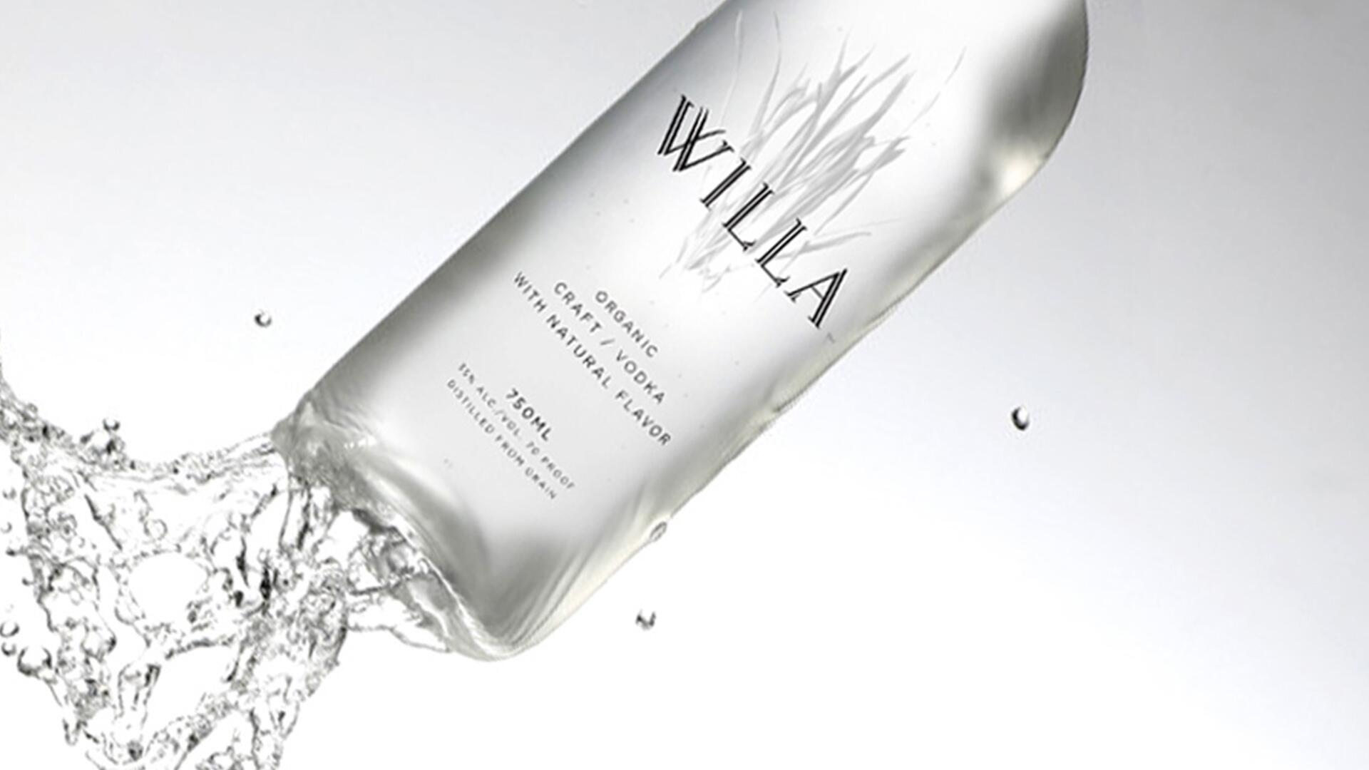 16C-205_Willa Vodka organic craft vodka_Greg Samata/Chrissi Cowhey