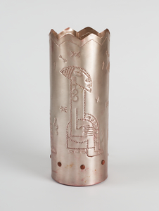 21A-10_Metal Up Lamp product design_Millie Goldsholl